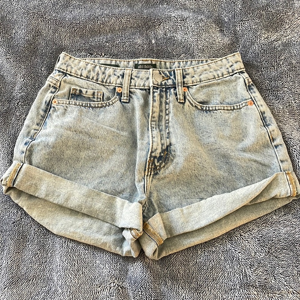 Wild Fable women’s high rise mom shorts